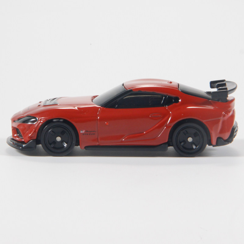 Tomica No.22 Toyota GR Supra G - Kids Toys Young recensione e prezzo